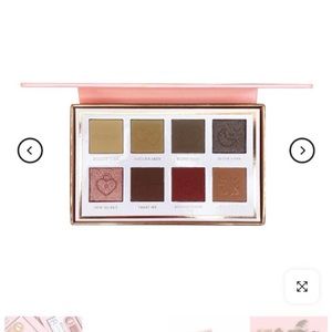 P Louise Date night pallet